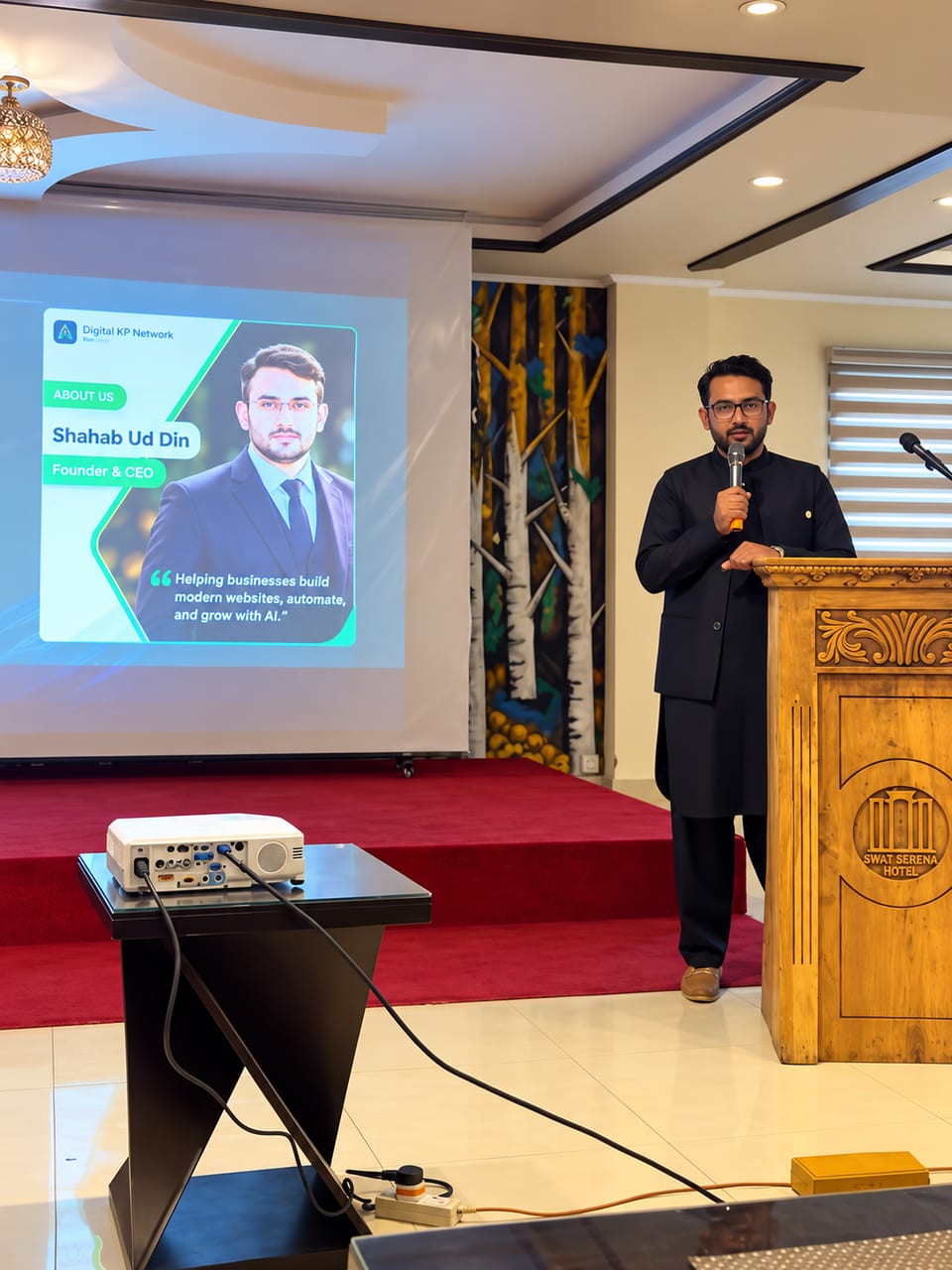 Engr. Shahab Uddin, Founder & CEO of Digital KP Network, presenting at the Swat Palace meetup